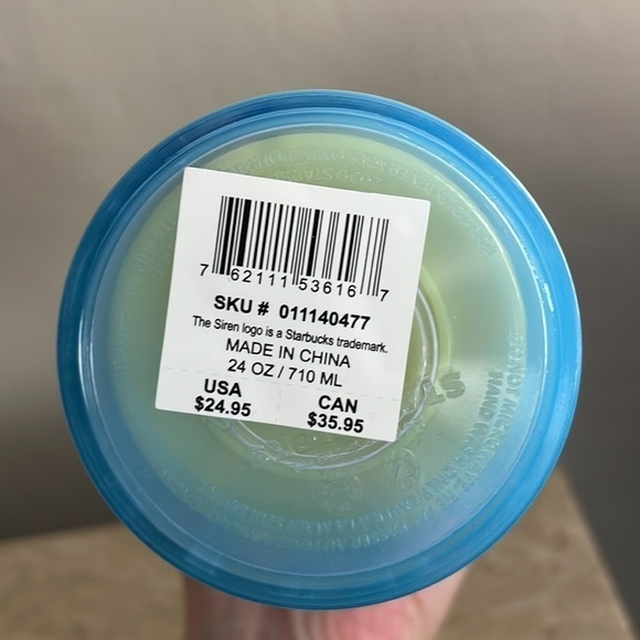 Starbucks 24 OZ. Color-Changing Cold Beverage Cup with Silicone Straw Topper. - Picture 14 of 16